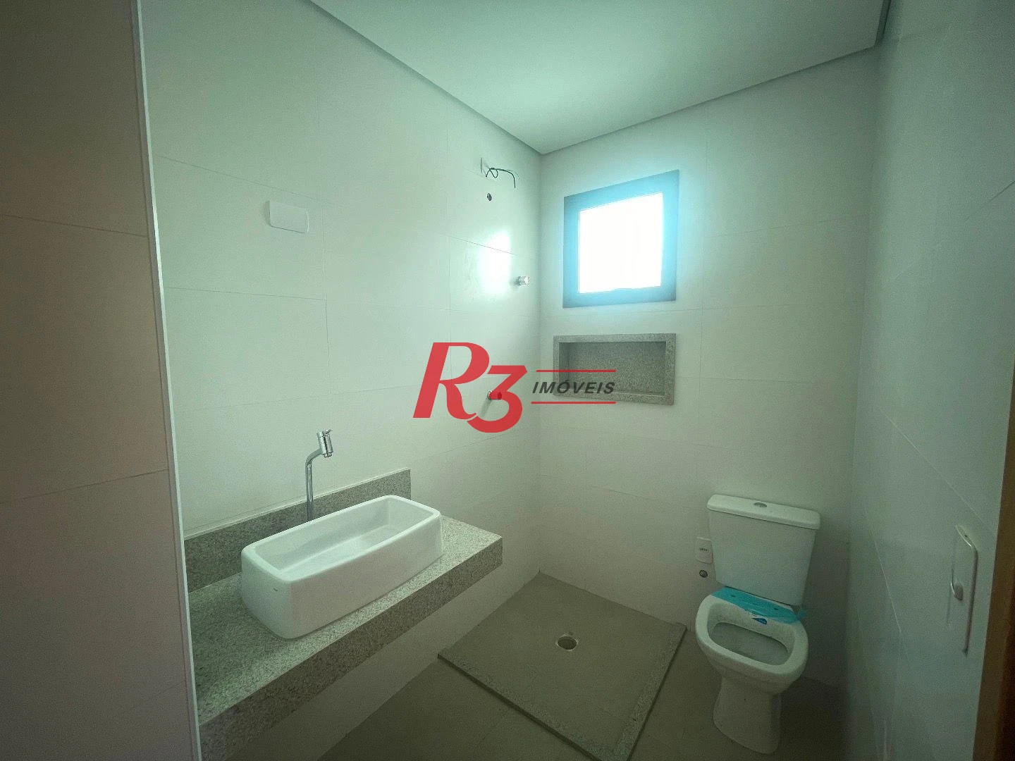 Sobrado à venda, 78 m² por R$ 760.000,00 - Aparecida - Santos/SP