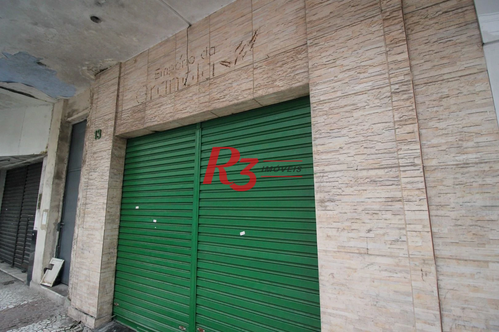 Excelente prédio Comercial em Santos