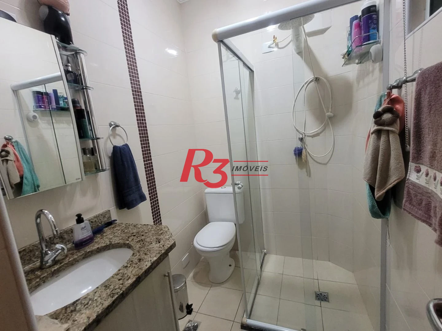 Casa Village à venda, 3 quartos (1 suíte), 2 vagas, 144 m², Marapé, Santos SP