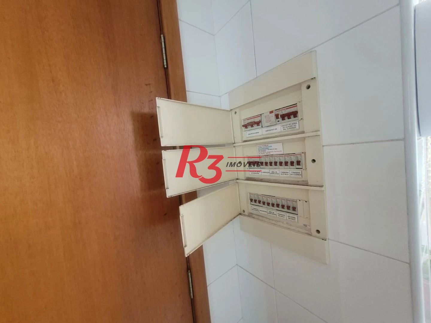 Casa Village à venda, 3 quartos (1 suíte), 2 vagas, 144 m², Marapé, Santos SP