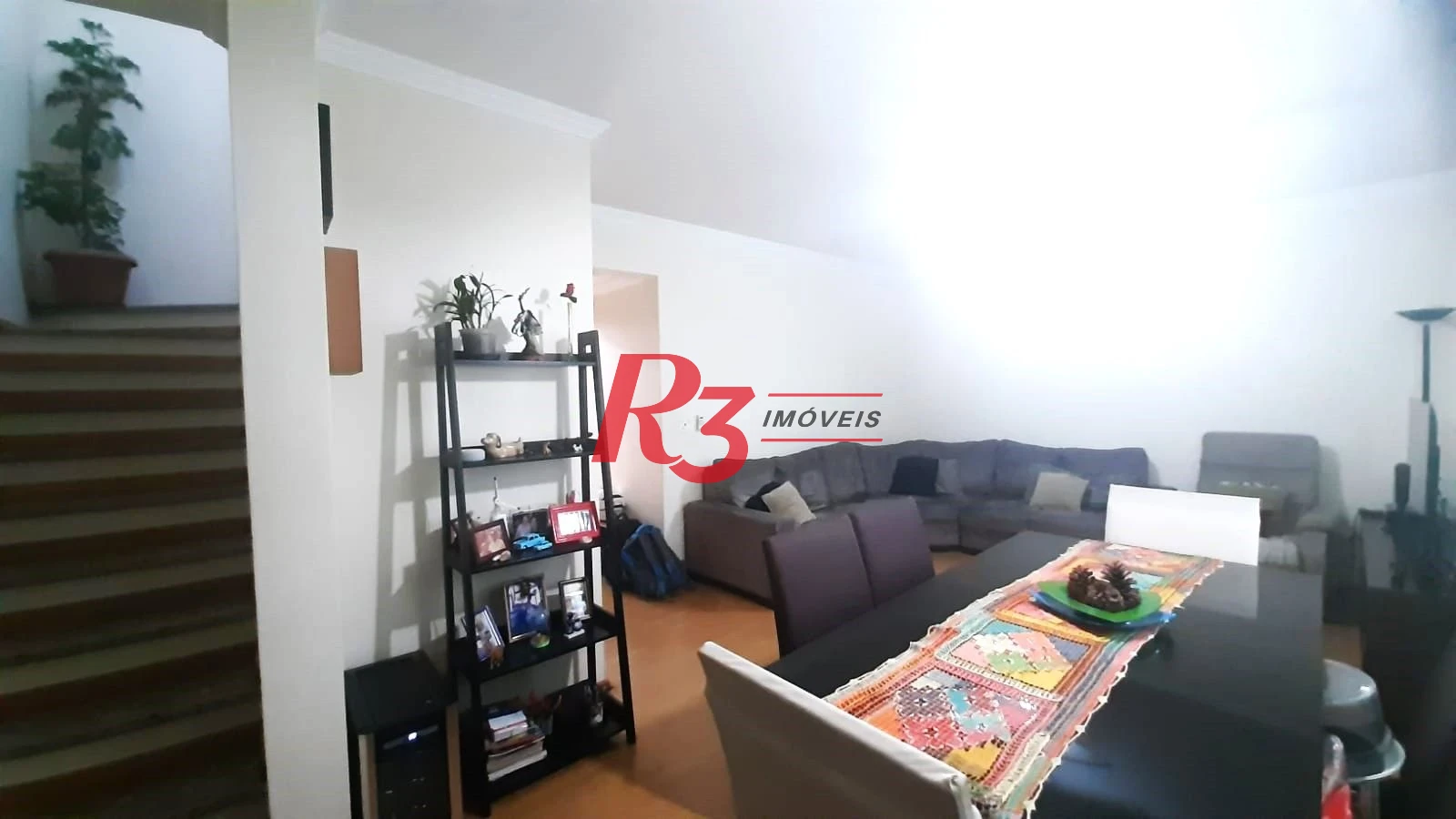 Casa Village à venda, 3 quartos (1 suíte), 2 vagas, 144 m², Marapé, Santos SP