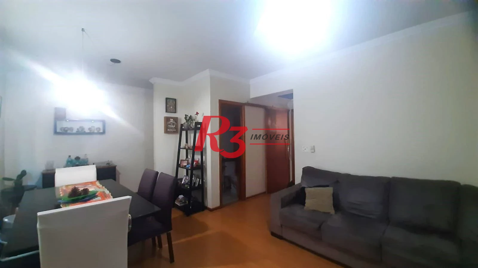 Casa Village à venda, 3 quartos (1 suíte), 2 vagas, 144 m², Marapé, Santos SP