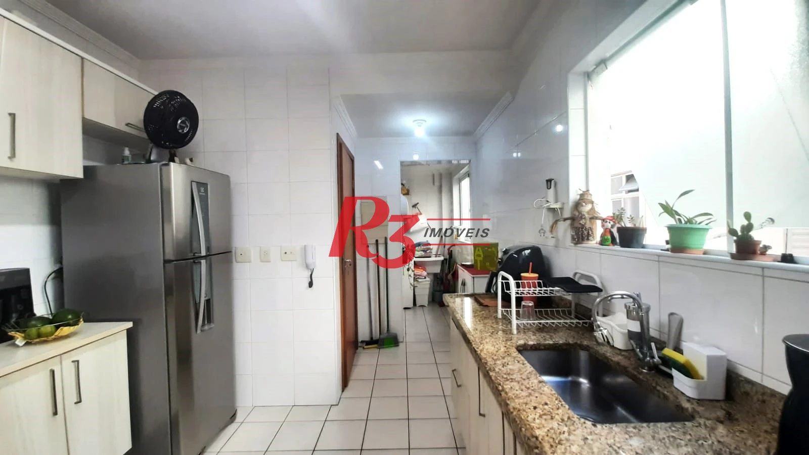 Casa Village à venda, 3 quartos (1 suíte), 2 vagas, 144 m², Marapé, Santos SP