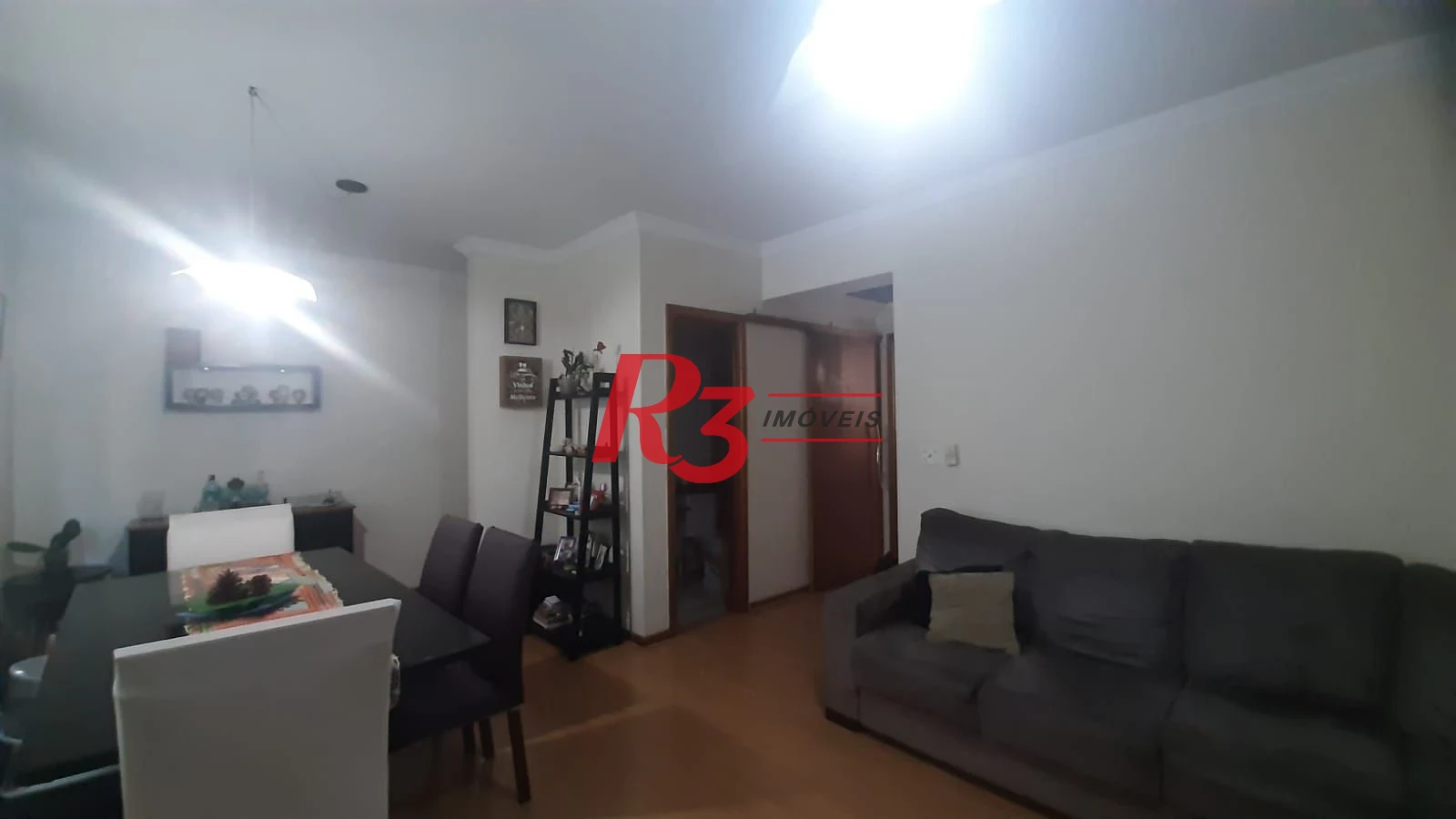 Casa Village à venda, 3 quartos (1 suíte), 2 vagas, 144 m², Marapé, Santos SP