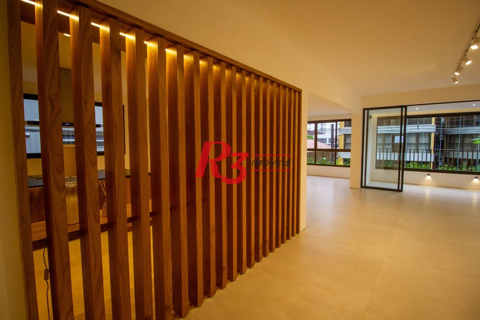 Apartamento com 4 dormitórios à venda, 250 m² por R$ 2.590.000,00 - Vila Rica - Santos/SP
