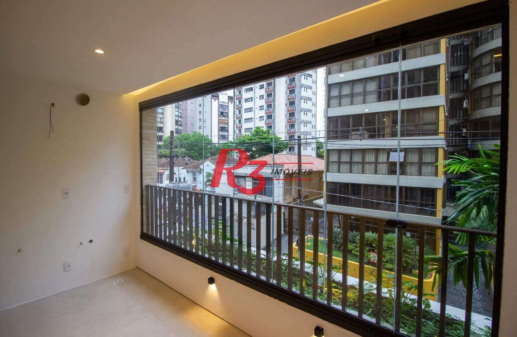 Apartamento com 4 dormitórios à venda, 250 m² por R$ 2.590.000,00 - Vila Rica - Santos/SP