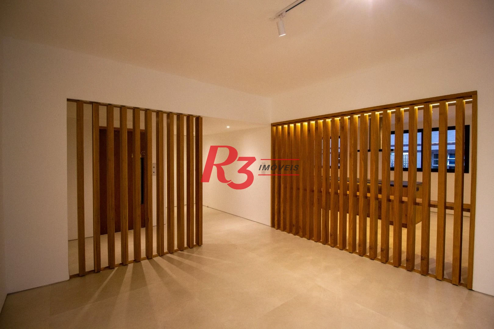 Apartamento com 4 dormitórios à venda, 250 m² por R$ 2.590.000,00 - Vila Rica - Santos/SP