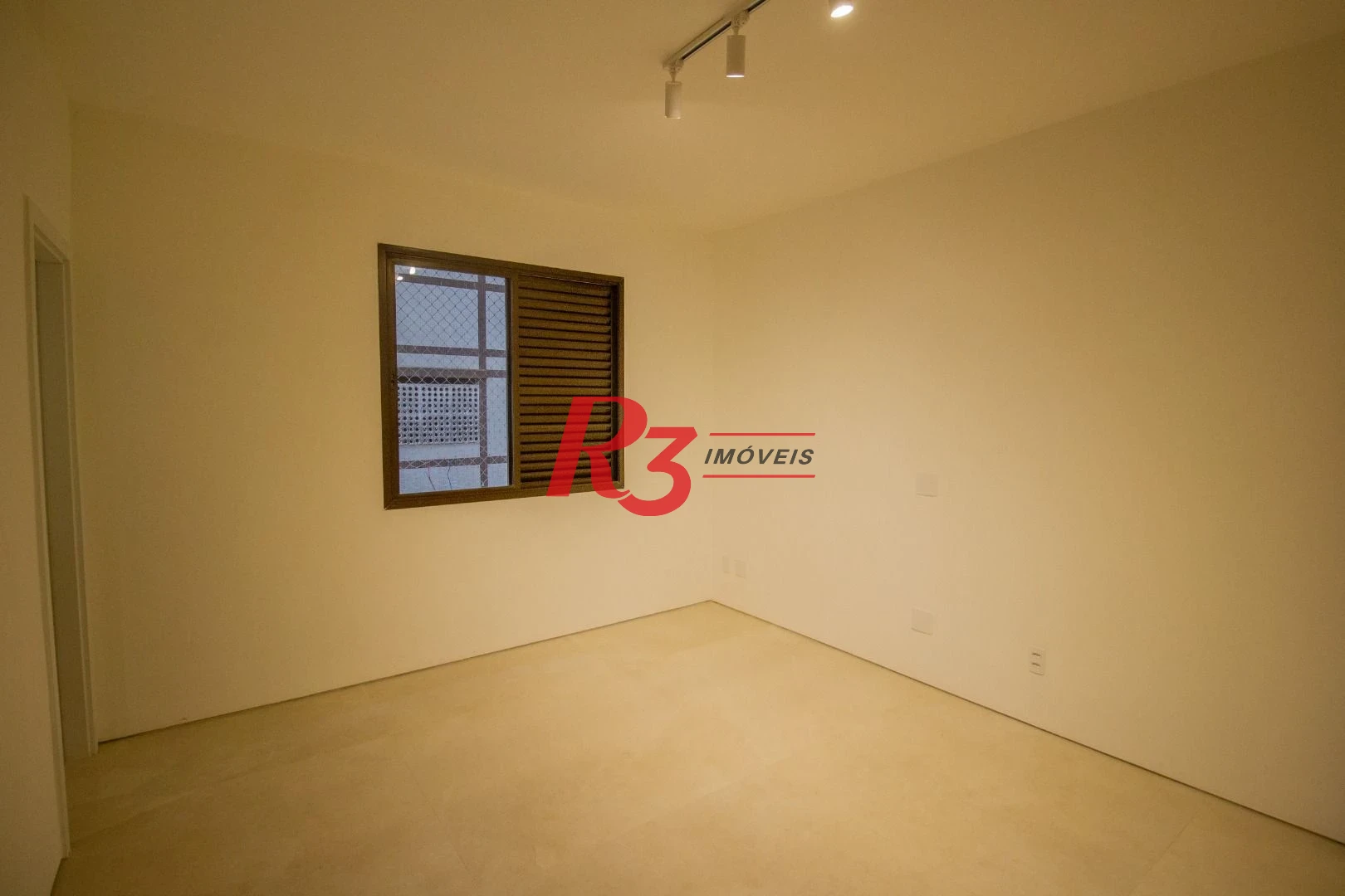 Apartamento com 4 dormitórios à venda, 250 m² por R$ 2.590.000,00 - Vila Rica - Santos/SP