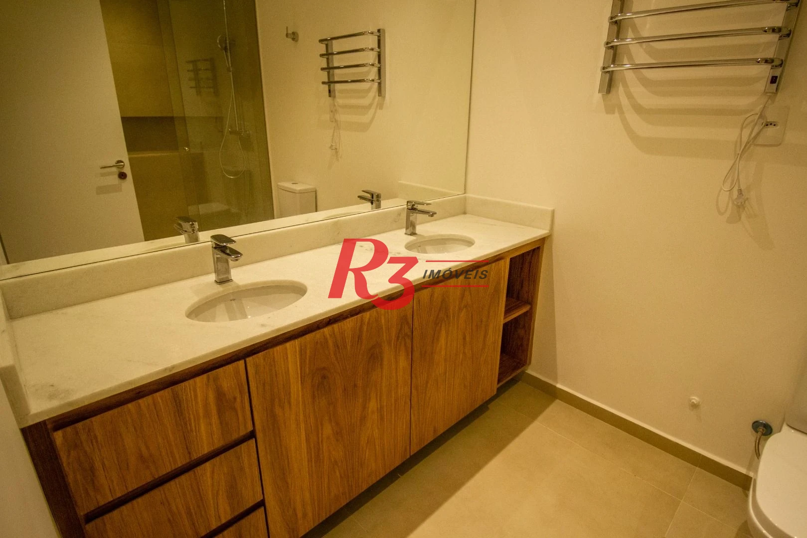 Apartamento com 4 dormitórios à venda, 250 m² por R$ 2.590.000,00 - Vila Rica - Santos/SP