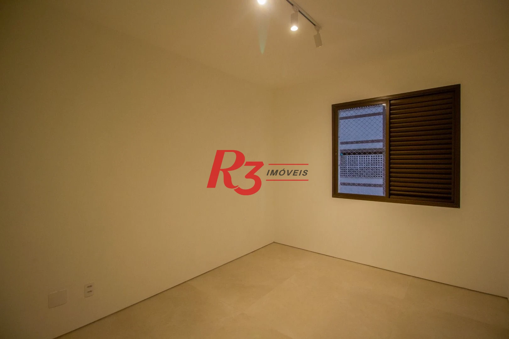 Apartamento com 4 dormitórios à venda, 250 m² por R$ 2.590.000,00 - Vila Rica - Santos/SP