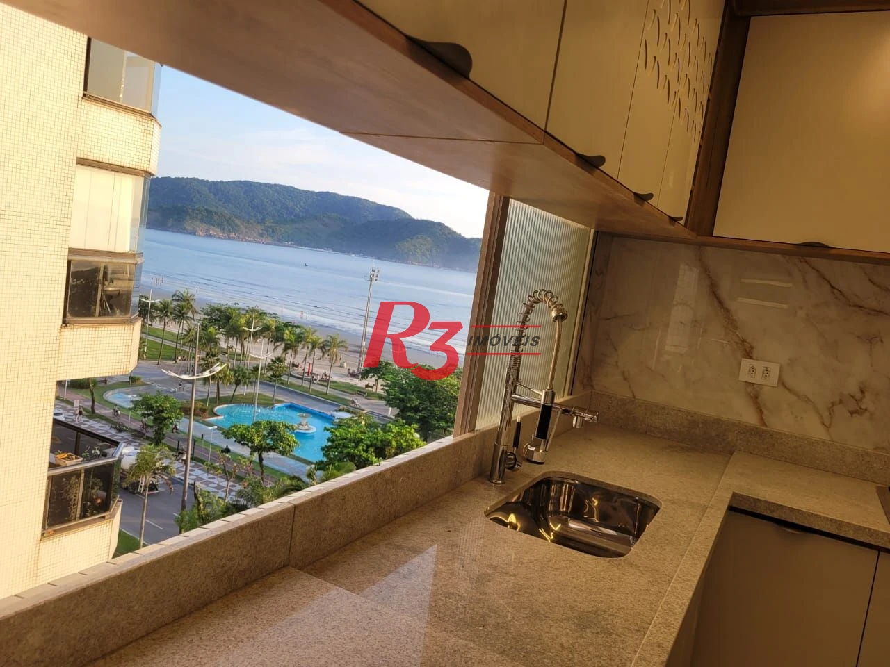 Apartamento à venda, 87 m² por R$ 1.375.000,00 - Aparecida - Santos/SP