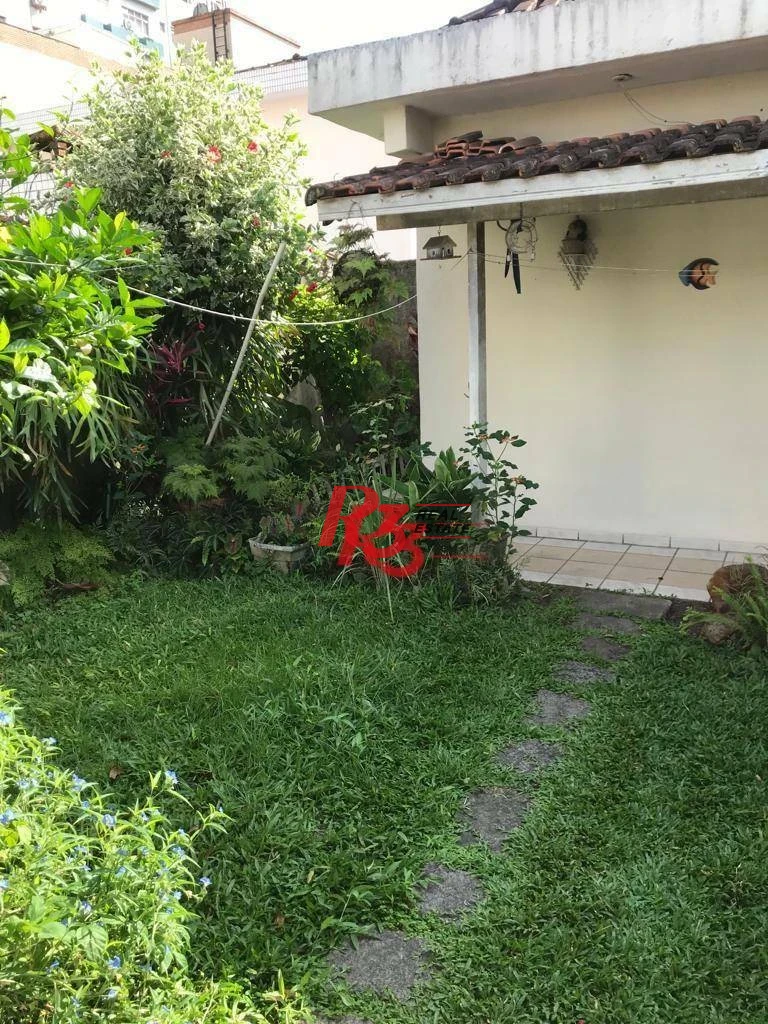 Casa com 2 dormitórios à venda, 186 m² por R$ 960.000,00 - Campo Grande - Santos/SP