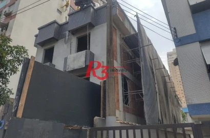 Village com 2 dormitórios à venda, 88 m² por R$ 845.000,00 - Ponta da Praia - Santos/SP