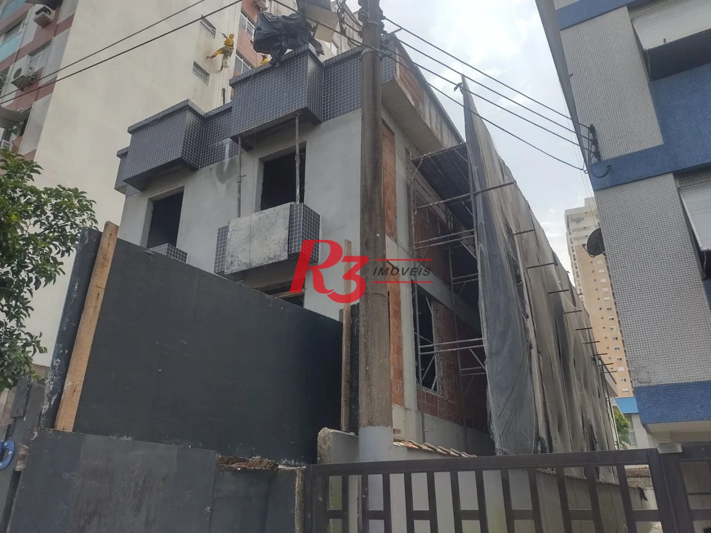 Village com 2 dormitórios à venda, 88 m² por R$ 845.000,00 - Ponta da Praia - Santos/SP