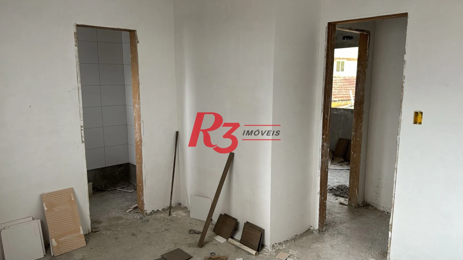 Village com 2 dormitórios à venda, 88 m² por R$ 845.000,00 - Ponta da Praia - Santos/SP