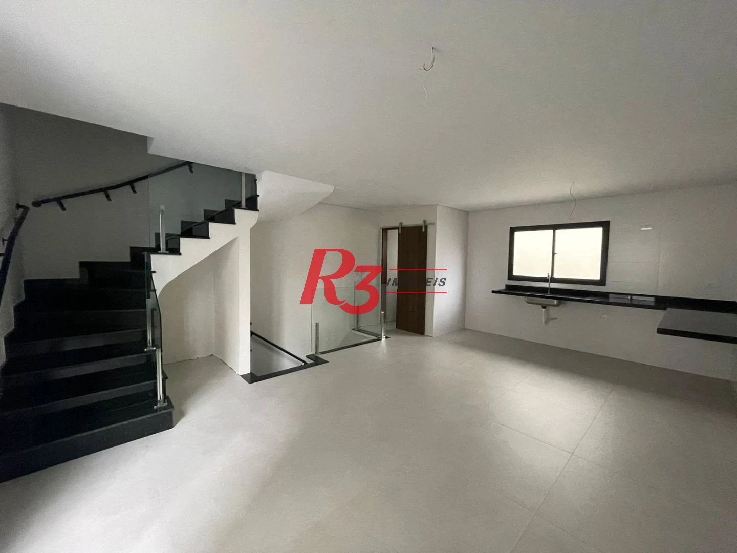 Village à venda, 88 m² por R$ 820.000,00 - Ponta da Praia - Santos/SP