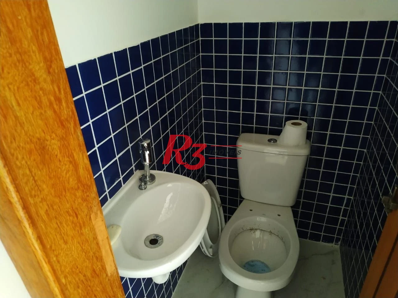 Sobrado com 3 dormitórios à venda, 1752 m² por R$ 1.250.000,01 - Boqueirão - Santos/SP