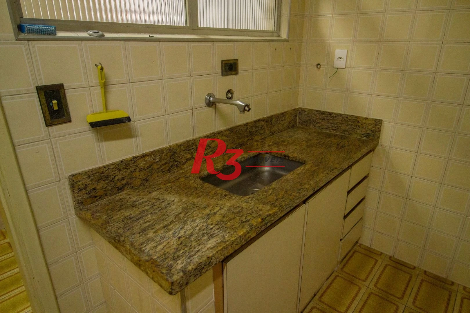 Apartamento com 2 quartos à venda, 91 m² por R$ 470.000 - Marapé - Santos/SP