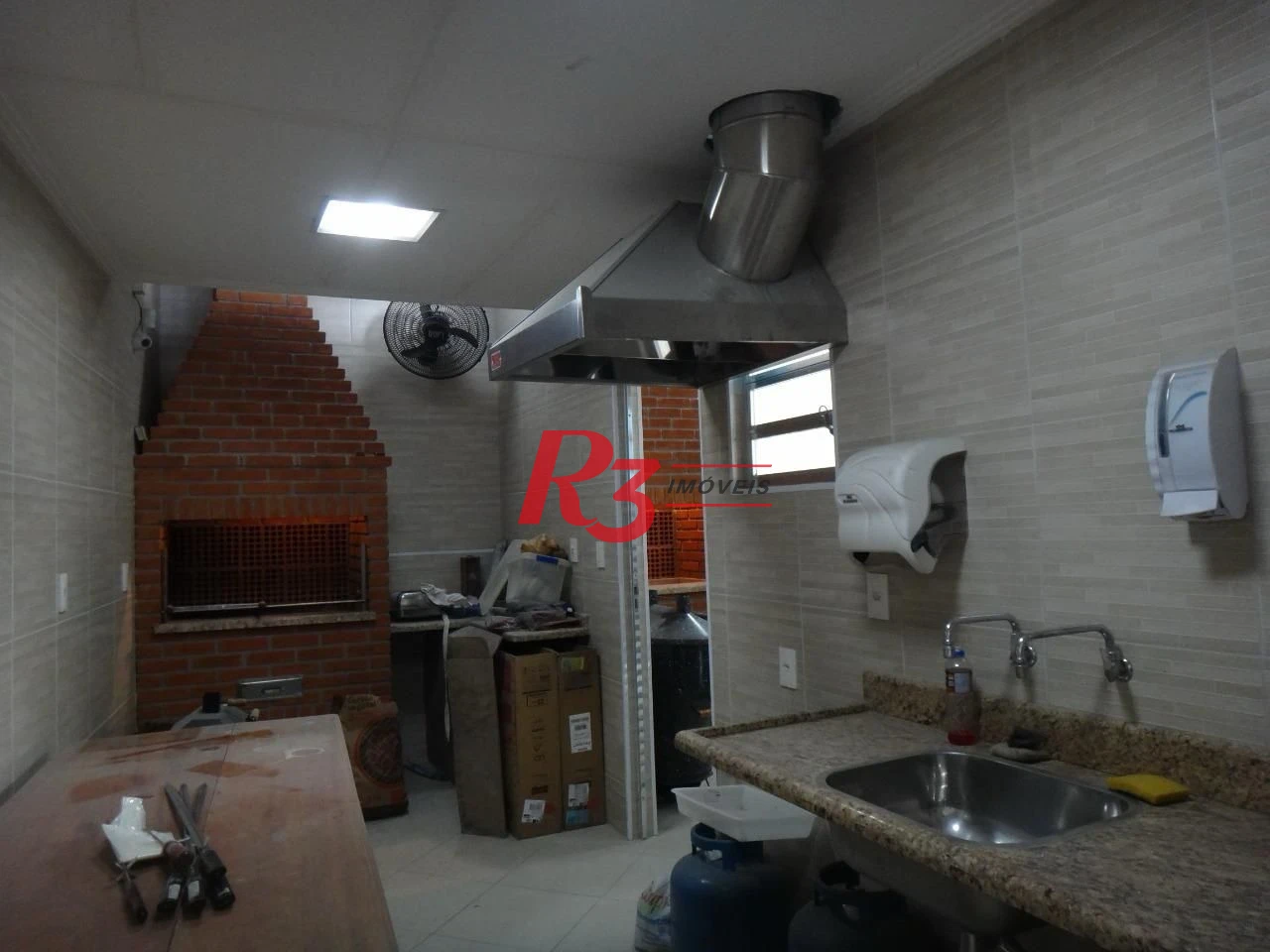 Galpão à venda, 1109 m² por R$ 3.440.000,00 - Centro - Santos/SP