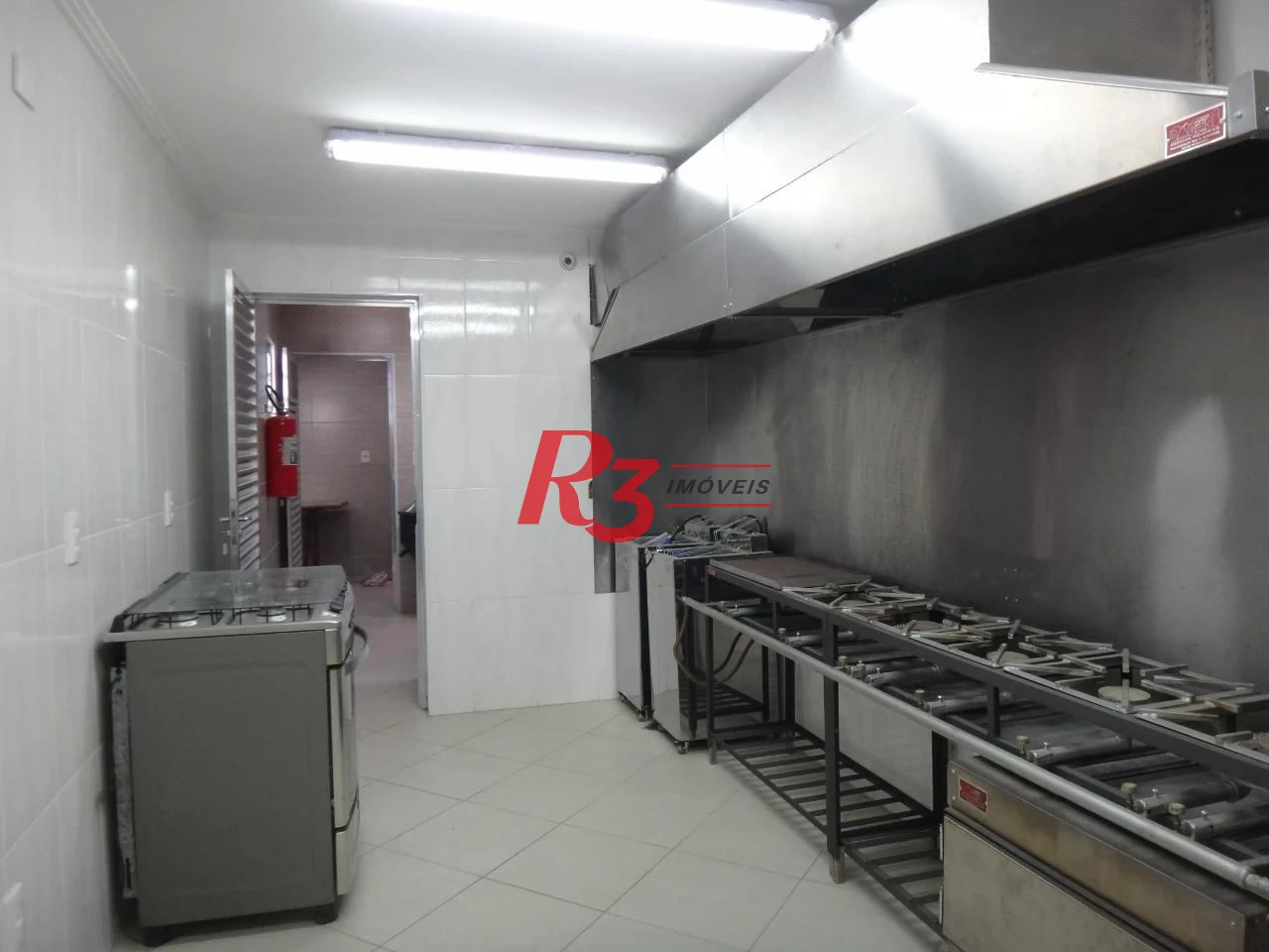 Galpão à venda, 1109 m² por R$ 3.440.000,00 - Centro - Santos/SP