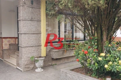 Casa com 3 dormitórios à venda, 364 m² por R$ 1.915.000,00 - Estuário - Santos/SP