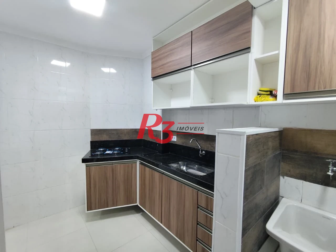 Apartamento com 2 dormitórios à venda, 56 m² por R$ 524.000,00 - Pompéia - Santos/SP