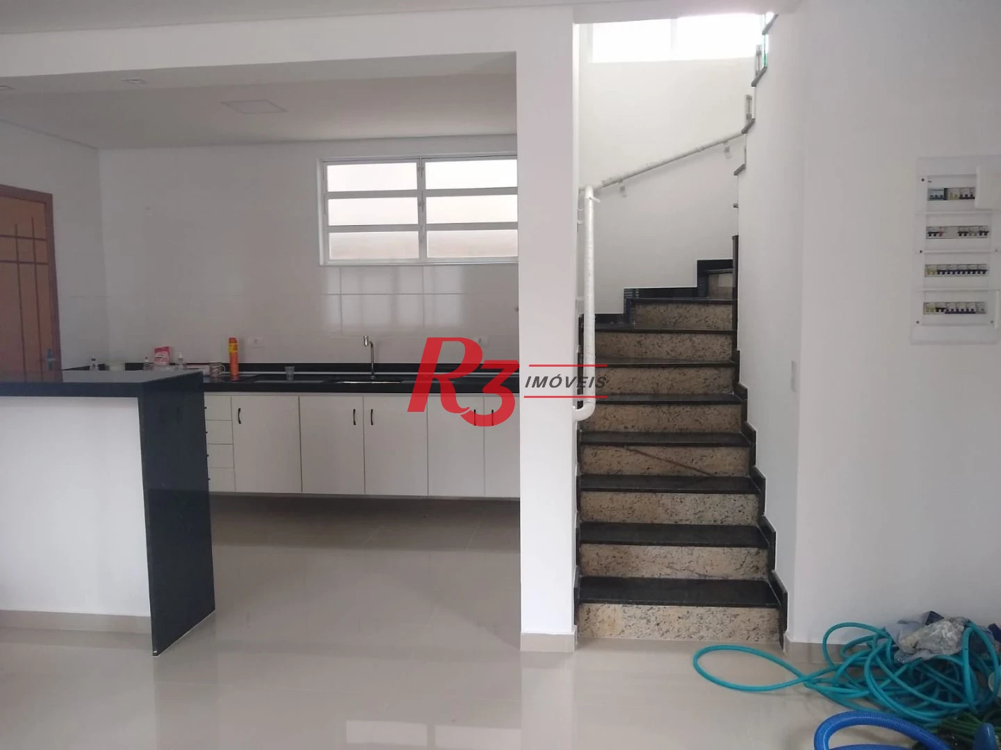 Sobrado à venda, 100 m² por R$ 1.050.000,00 - Embaré - Santos/SP