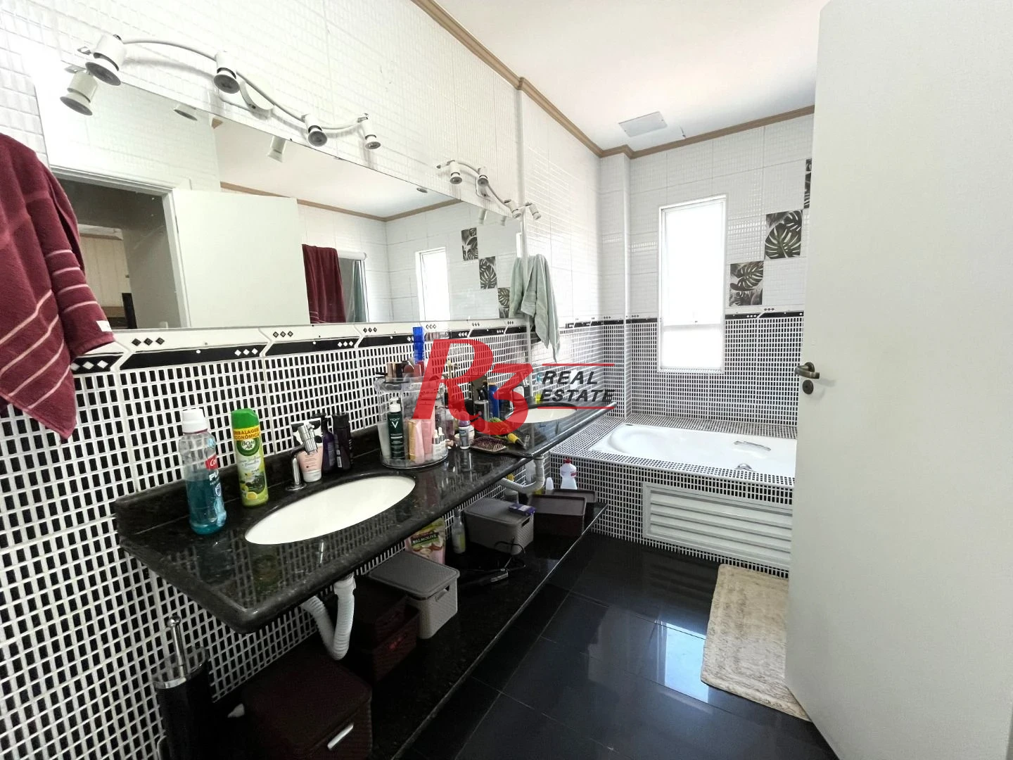 Casa à venda, 208 m² por R$ 1.650.000,00 - Campo Grande - Santos/SP
