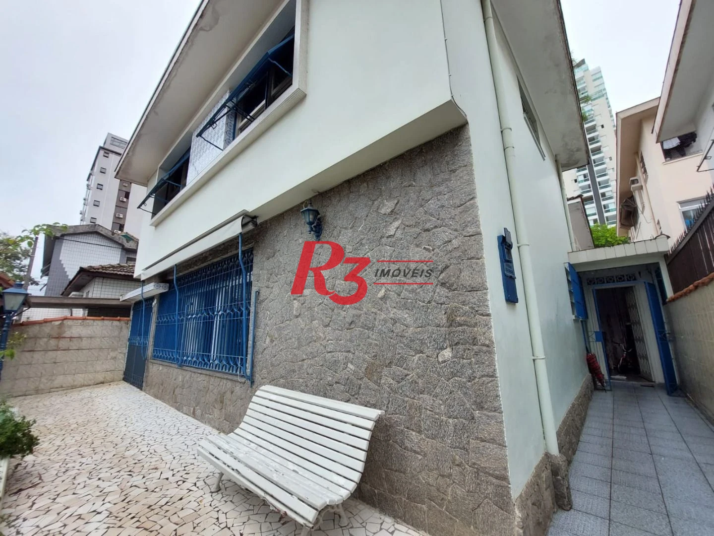 Excelente sobrado com 3 dormitórios à venda, 149 m² por R$ 1.500.000 - Ponta da Praia - Santos/SP