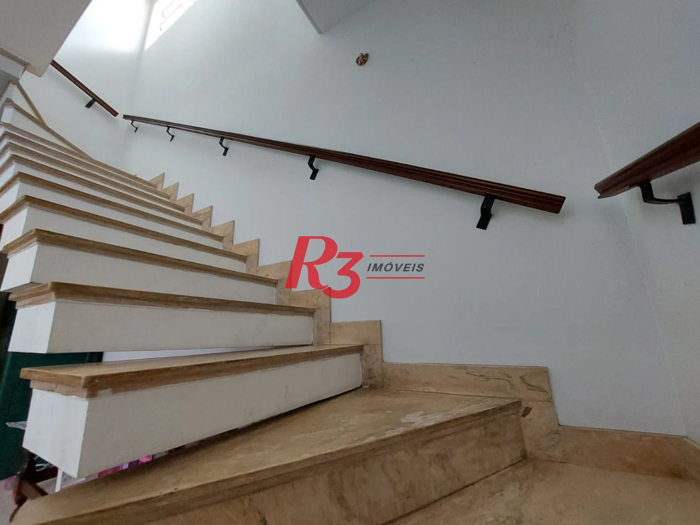 Excelente sobrado com 3 dormitórios à venda, 149 m² por R$ 1.500.000 - Ponta da Praia - Santos/SP