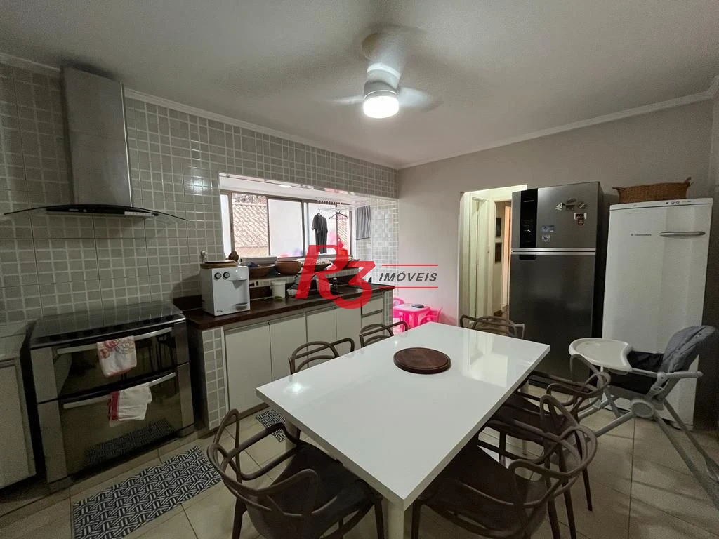 Apartamento com 3 dormitórios à venda, 162 m² por R$ 980.000,00 - Gonzaga - Santos/SP