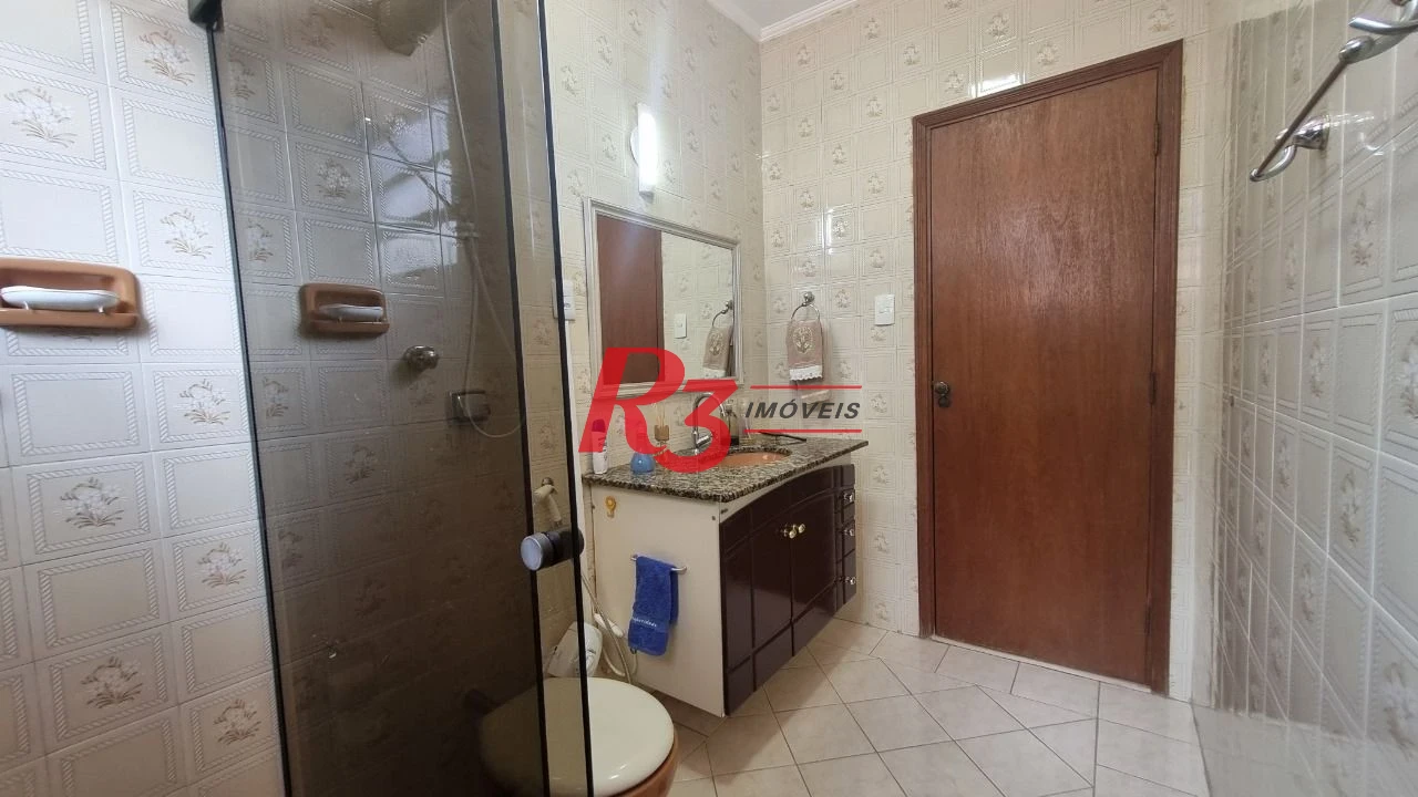 Excelente imóvel com garagem fechada