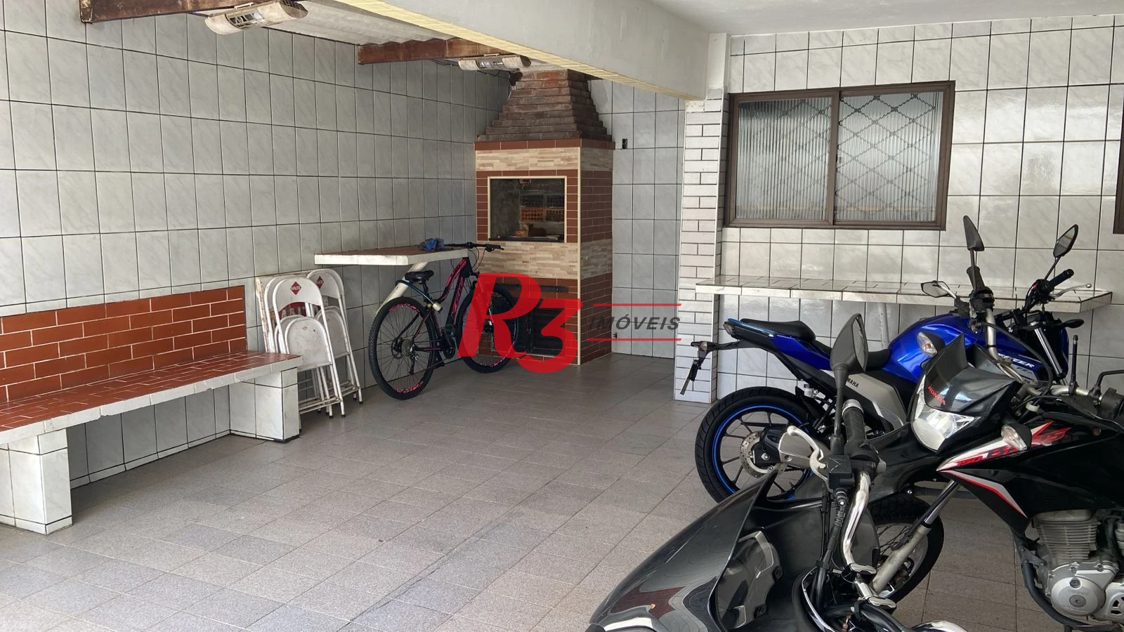Apartamento com 2 dormitórios à venda, 90 m² por R$ 380.000,00 - Jardim Independência - São Vicente/SP