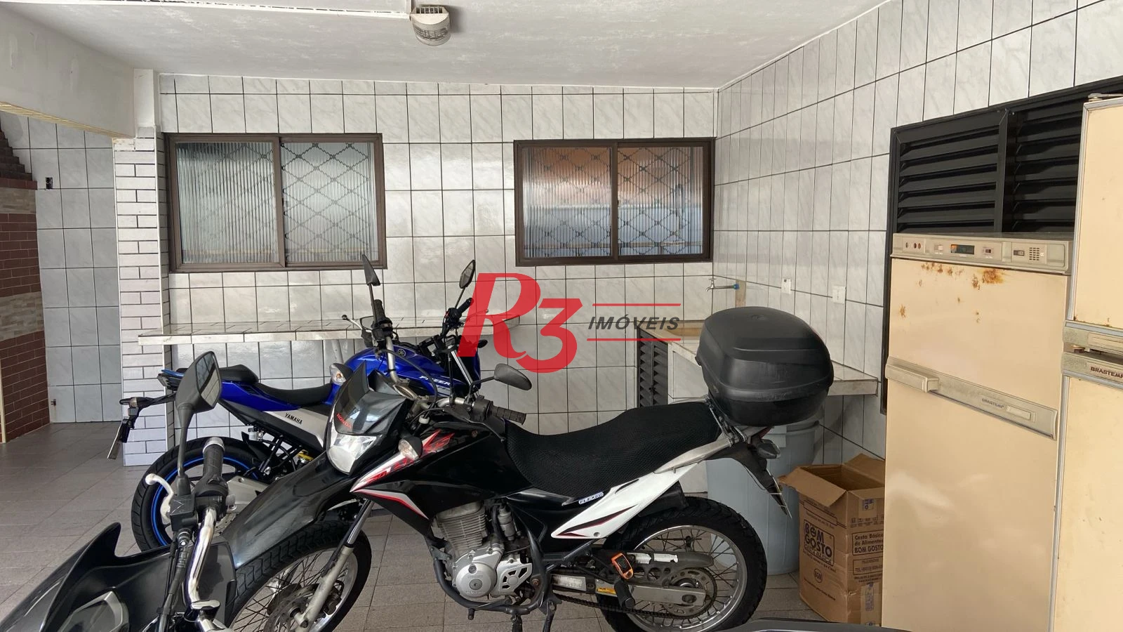 Apartamento com 2 dormitórios à venda, 90 m² por R$ 380.000,00 - Jardim Independência - São Vicente/SP