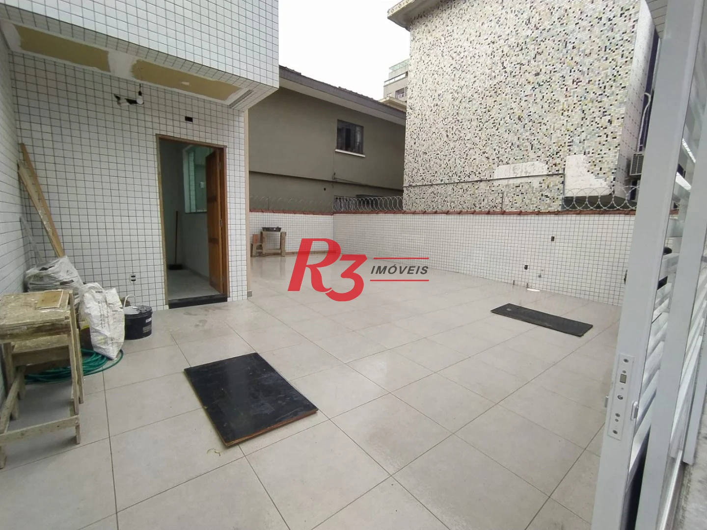 Casa com 3 dormitórios à venda, 95 m² por R$ 1.230.000,00 - Campo Grande - Santos/SP
