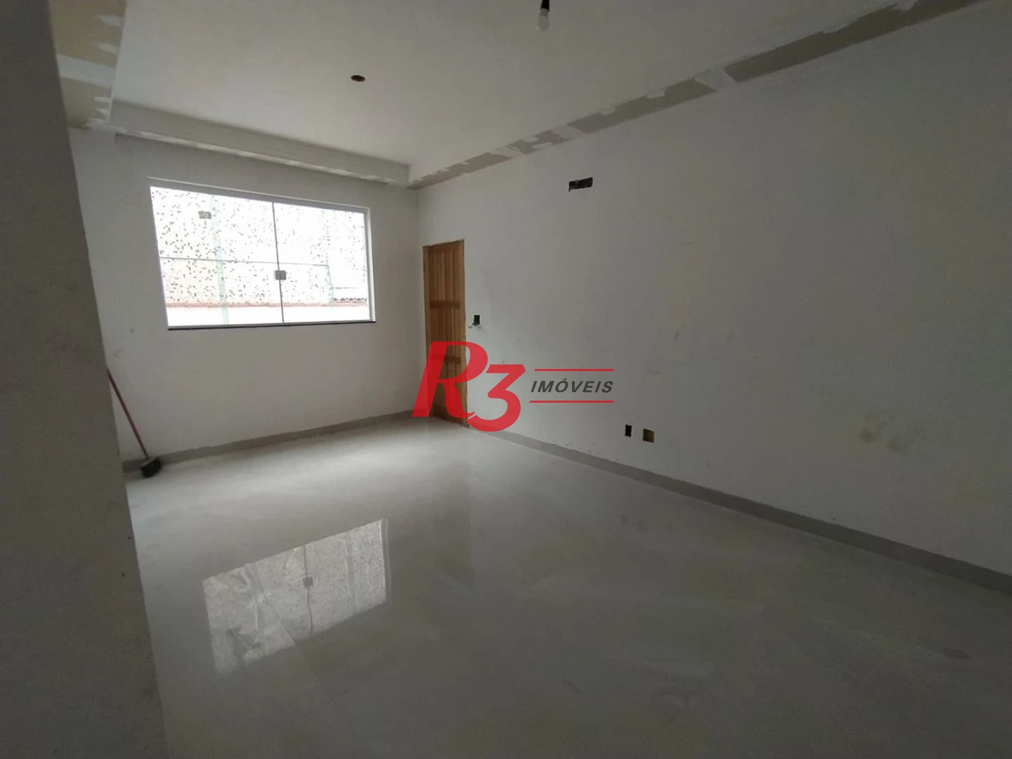 Casa com 3 dormitórios à venda, 95 m² por R$ 1.230.000,00 - Campo Grande - Santos/SP