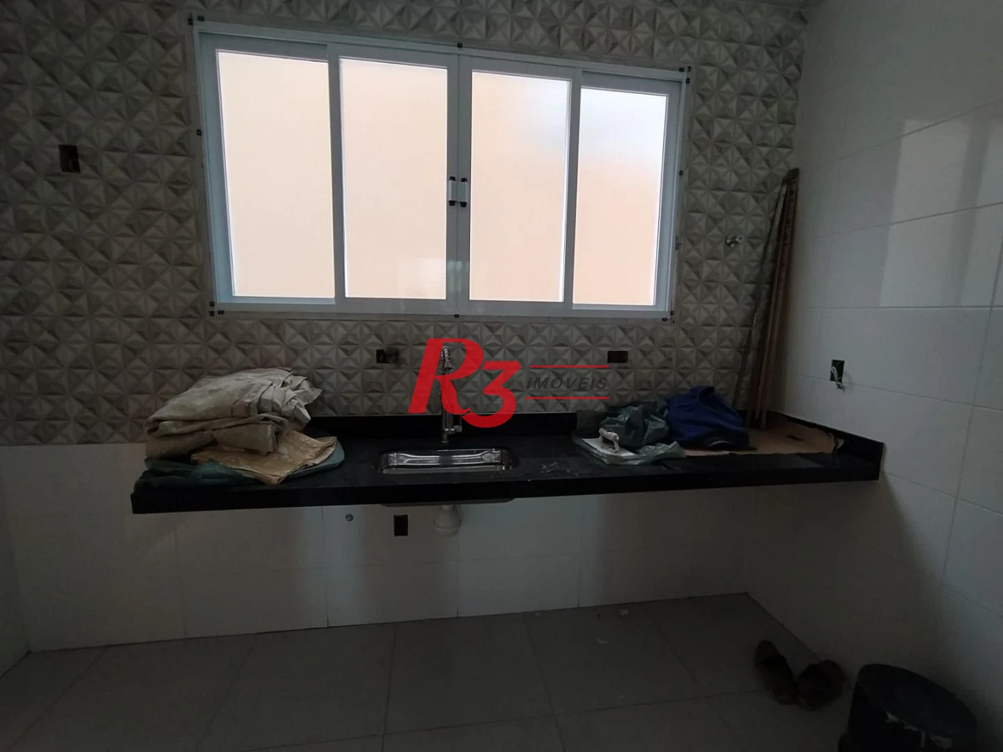 Casa com 3 dormitórios à venda, 95 m² por R$ 1.230.000,00 - Campo Grande - Santos/SP