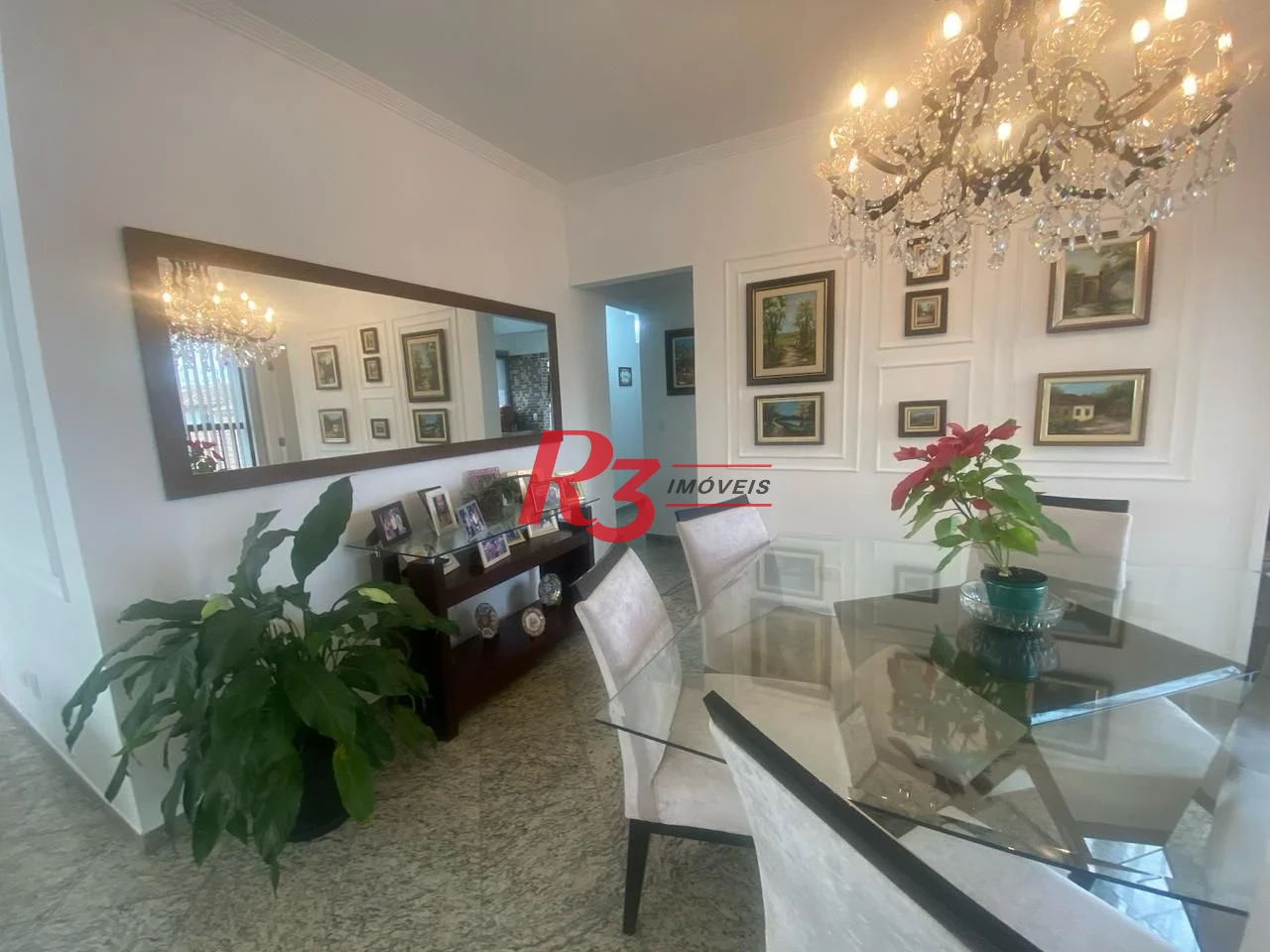 Apartamento com 2 dormitórios à venda, 140 m² por R$ 1.100.000,00 - Embaré - Santos/SP