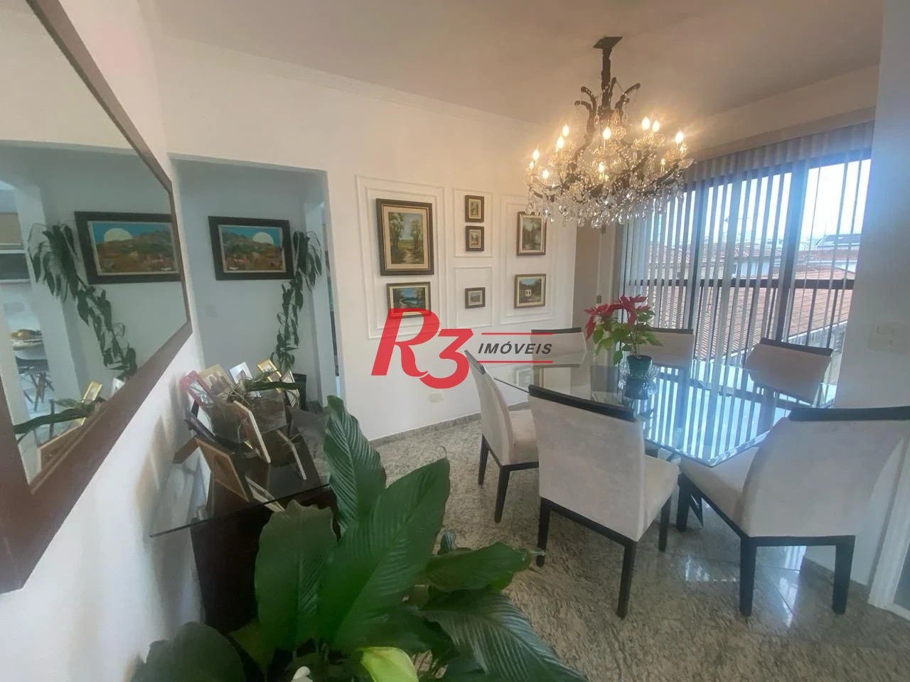 Apartamento com 2 dormitórios à venda, 140 m² por R$ 1.100.000,00 - Embaré - Santos/SP