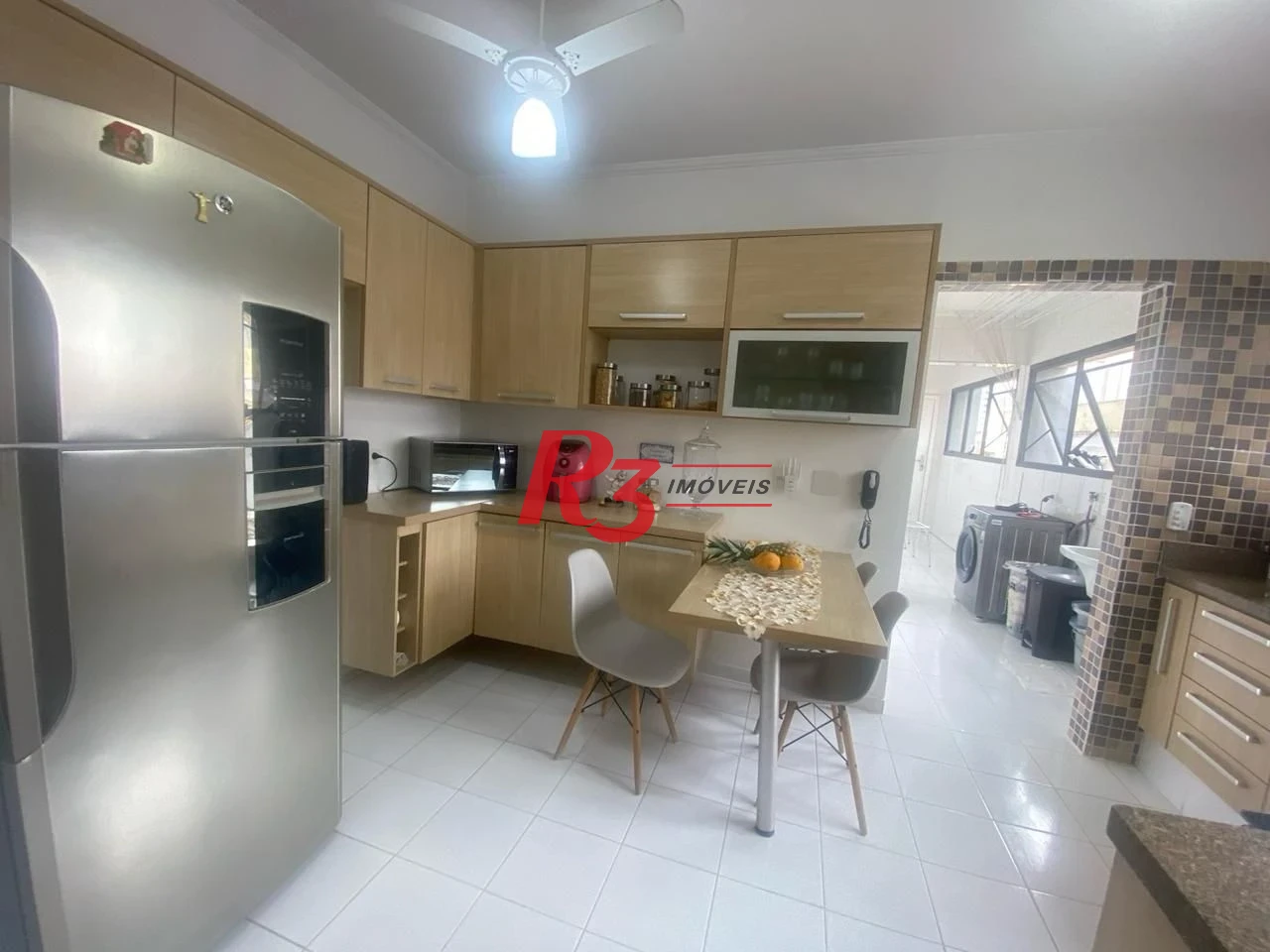 Apartamento com 2 dormitórios à venda, 140 m² por R$ 1.100.000,00 - Embaré - Santos/SP