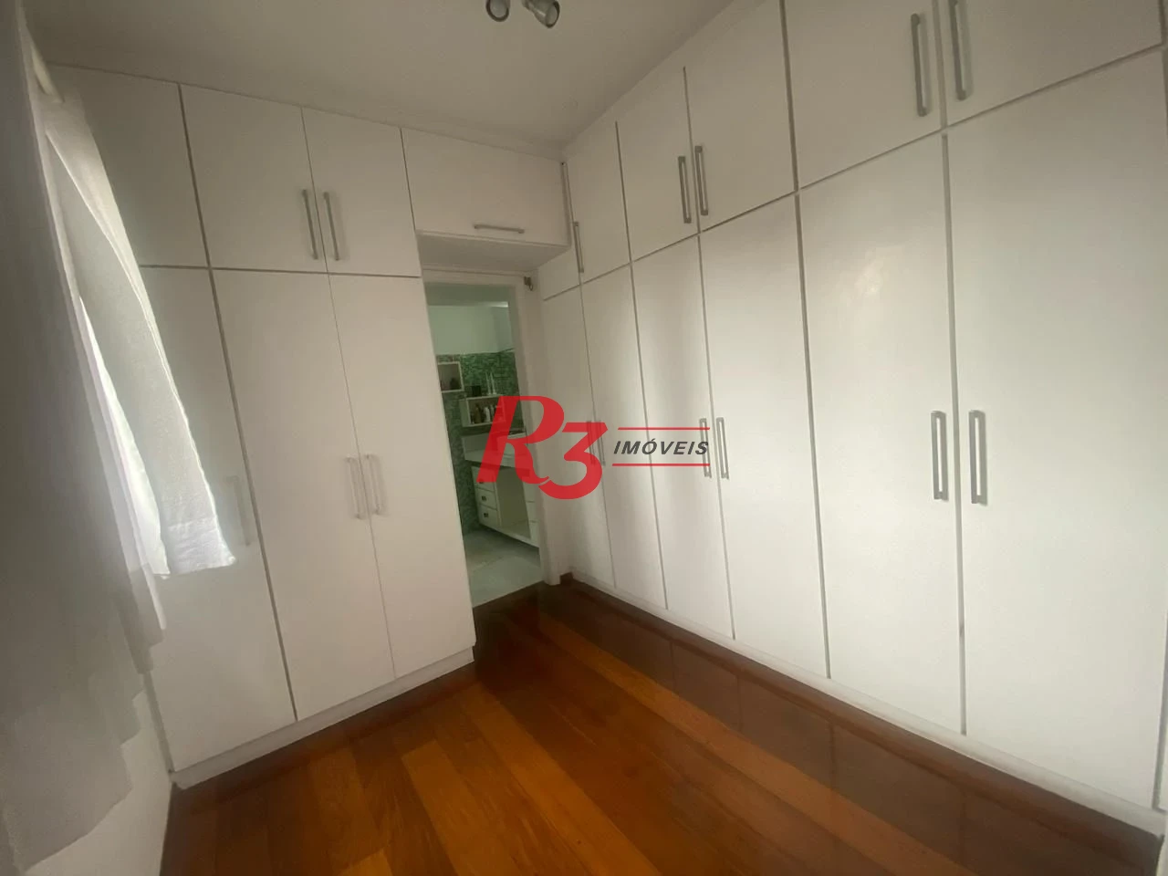 Apartamento com 2 dormitórios à venda, 140 m² por R$ 1.100.000,00 - Embaré - Santos/SP
