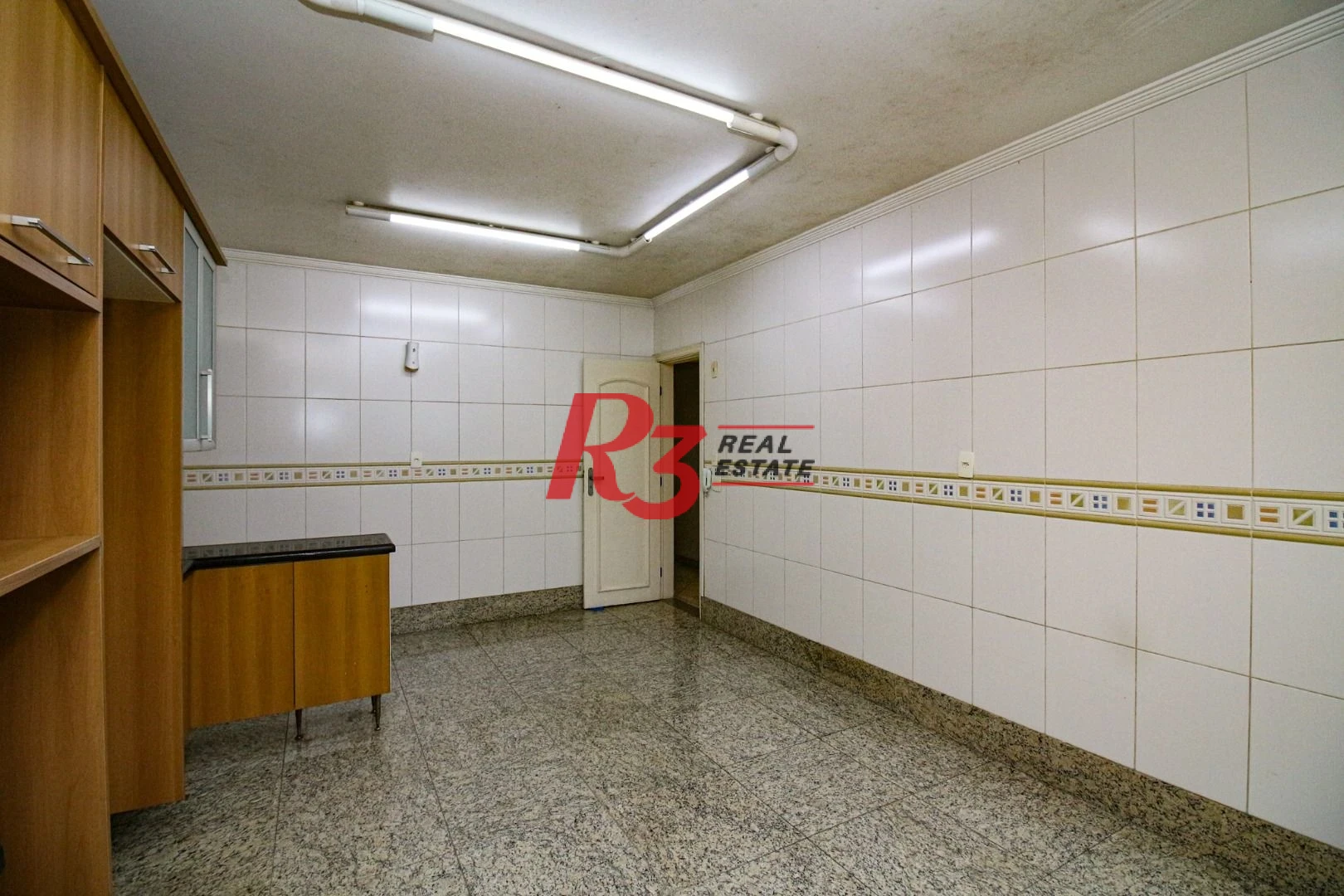 Apartamento com 3 dormitórios à venda, 205 m² por R$ 2.200.000,00 - Embaré - Santos/SP
