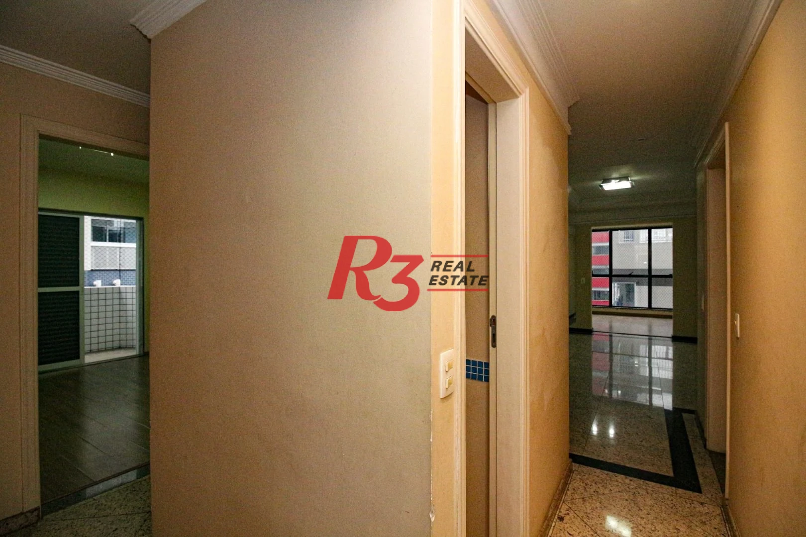 Apartamento com 3 dormitórios à venda, 205 m² por R$ 2.200.000,00 - Embaré - Santos/SP