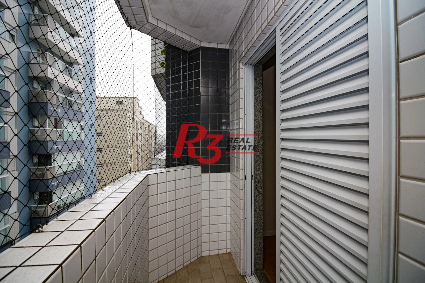 Apartamento com 3 dormitórios à venda, 205 m² por R$ 2.200.000,00 - Embaré - Santos/SP