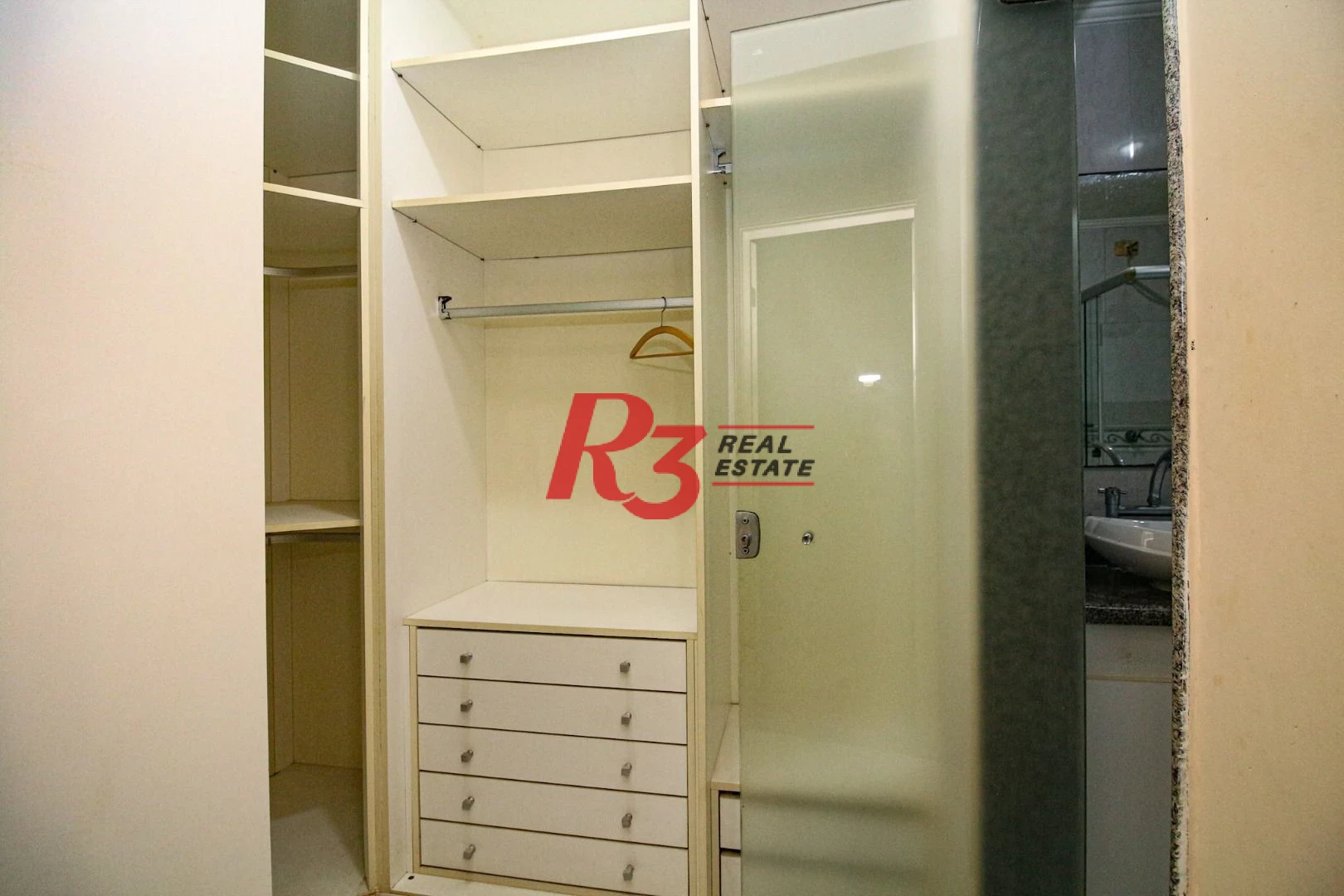 Apartamento com 3 dormitórios à venda, 205 m² por R$ 2.200.000,00 - Embaré - Santos/SP