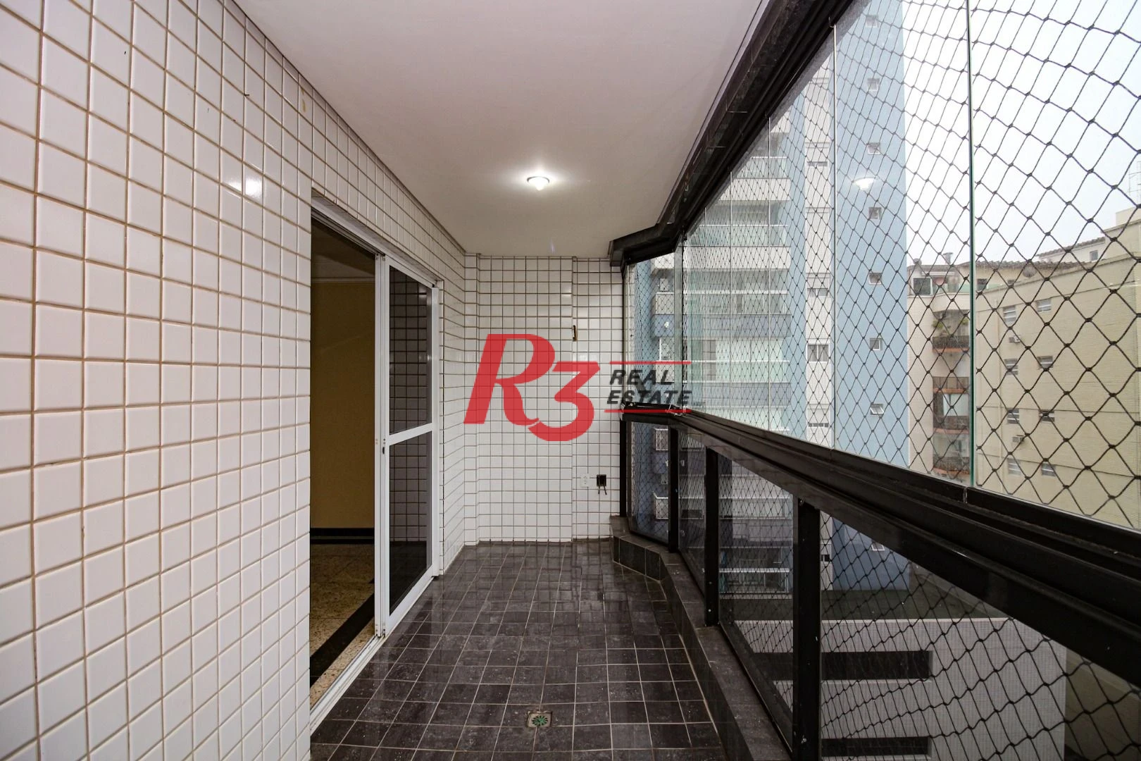 Apartamento com 3 dormitórios à venda, 205 m² por R$ 2.200.000,00 - Embaré - Santos/SP