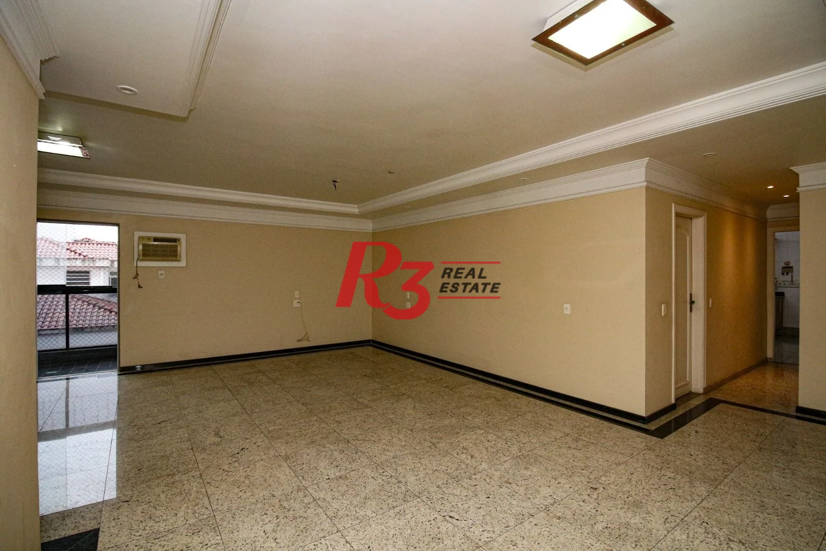 Apartamento com 3 dormitórios à venda, 205 m² por R$ 2.200.000,00 - Embaré - Santos/SP