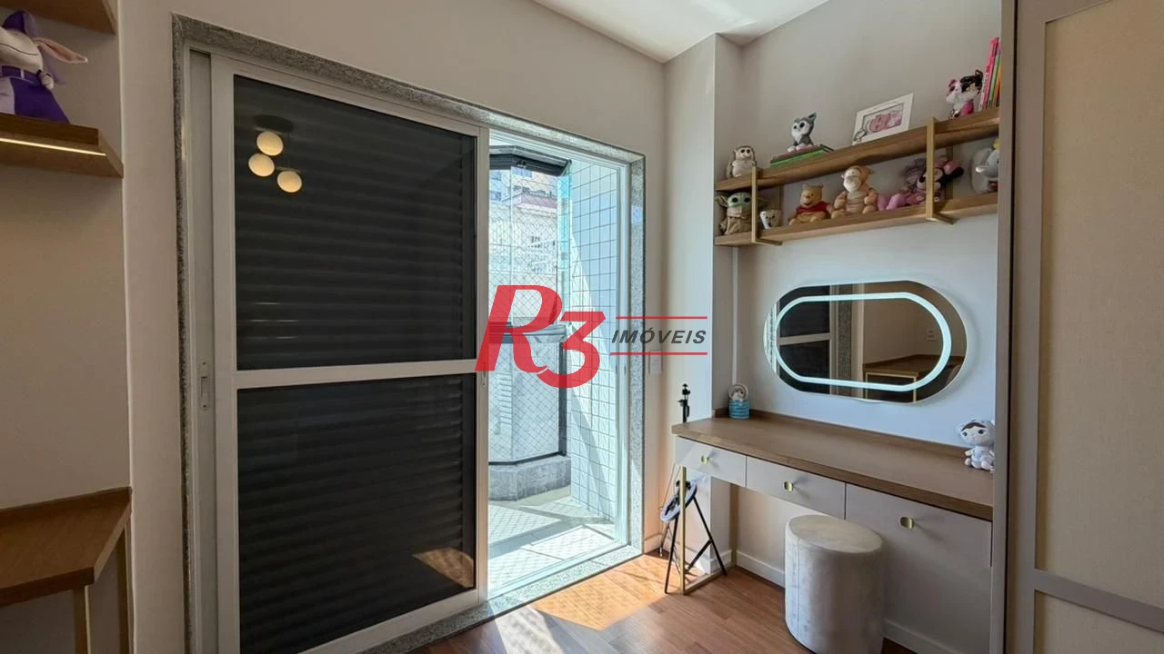 Apartamento com 3 dormitórios à venda, 205 m² por R$ 2.100.000,00 - Embaré - Santos/SP