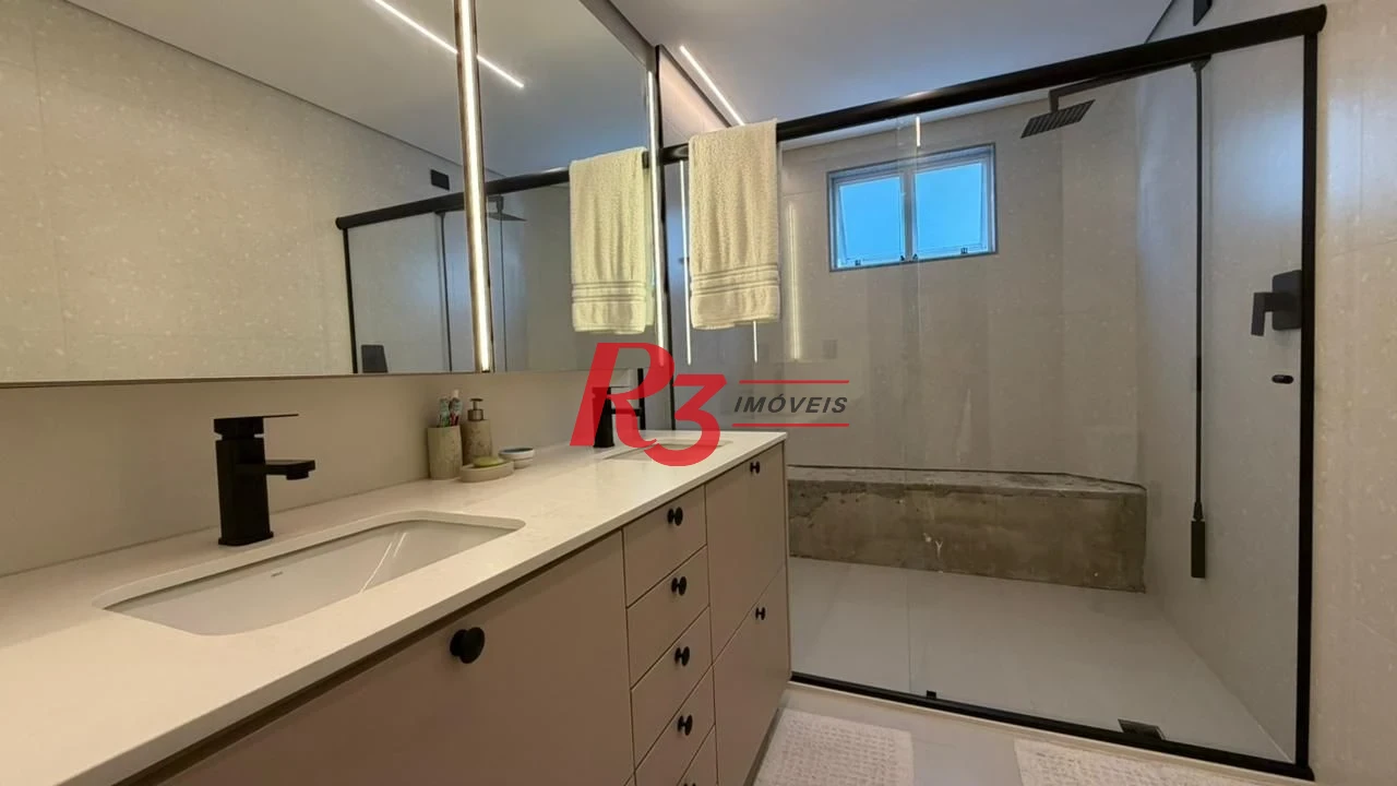 Apartamento com 3 dormitórios à venda, 205 m² por R$ 2.100.000,00 - Embaré - Santos/SP