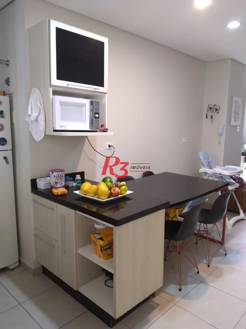 Apartamento com 2 dormitórios à venda, 108 m² por R$ 600.000,00 - Gonzaga - Santos/SP